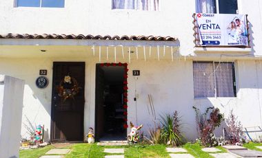 Casa en venta, Fraccionamiento Paseo del Roble N. 31,San Francisco Ocotlán, Puebla.