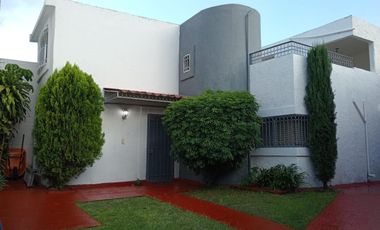 CASA EN VENTA DENTRO DE COTO GEOVILLAS LA ARBOLADA PLUS, TLAJOMULCO DE ZUÑIGA
