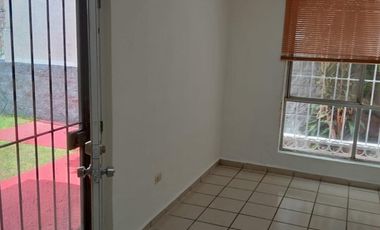 CASA EN VENTA DENTRO DE COTO GEOVILLAS LA ARBOLADA PLUS, TLAJOMULCO DE ZUÑIGA