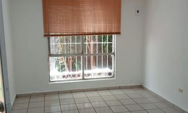 CASA EN VENTA DENTRO DE COTO GEOVILLAS LA ARBOLADA PLUS, TLAJOMULCO DE ZUÑIGA