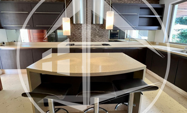 EXCLUSIVA RESIDENCIA CON EXCELENTES ACABADOS EN REAL DEL COUNTRY, LOMAS COUNTRY CLUB.