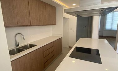 SUITE VACIA EN RENTA, NARANCAY, SECTOR FERRETERIA CONTINENTAL