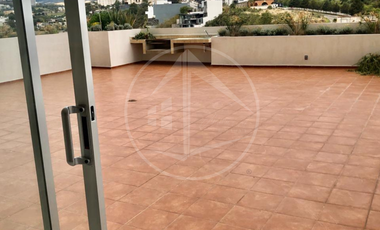 Departamento Exclusivo en Bosque Real con Vista al Campo de Golf