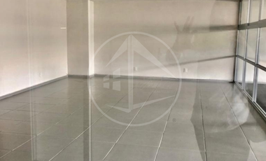 Departamento Exclusivo en Bosque Real con Vista al Campo de Golf