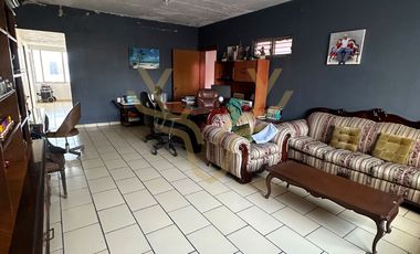 CASA EN VENTA EN ARCOS VALLARTA