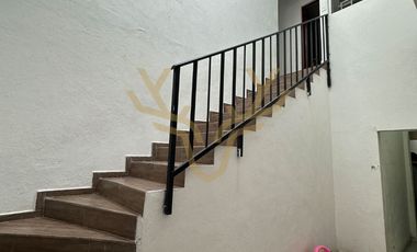CASA EN VENTA EN ARCOS VALLARTA