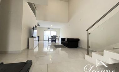 CASA EN VENTA EN FRACCIONAMIENTO VIENNA