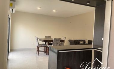 CASA EN VENTA EN FRACCIONAMIENTO VIENNA