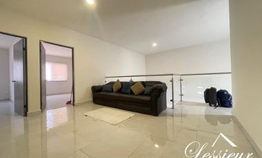CASA EN VENTA EN FRACCIONAMIENTO VIENNA