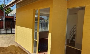 EN VENTA CASA EN CURICÓ, VILLA CONAVICOOP