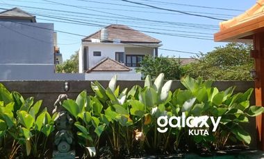 DIJUAL VILLA 1 LANTAI DI SEKAR SARI KESIMAN KERTALANGU DENPASAR, BALI