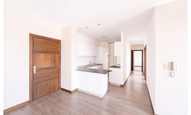 Venta de departamento en Tumbaco, cerca a la Av. Interoceánica, Ruta Viva, centros comerciales y bancos.