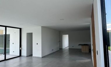Venta Casa Campestre en las Marias- Via Cerritos la Virginia