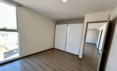 RENTA DE DEPARTAMENTO EN LA CARCAÑA, PUEBLA