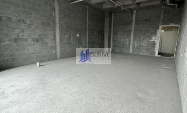 Oficina en VENTA Plaza Livo