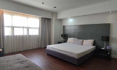3 Bedroom Furnished with internet  and  1 Parking slot   walking distance to Ayala Centre Cebu @Php95k .