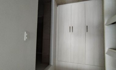 3 Bedroom Furnished with internet  and  1 Parking slot   walking distance to Ayala Centre Cebu @Php95k .