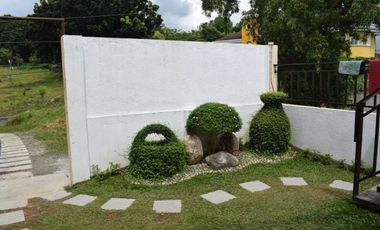 5 BEDROOMS House OVERLOOKING WITH SWIMMING POOL@Php150k
