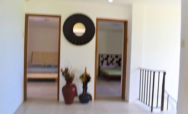 5 BEDROOMS House OVERLOOKING WITH SWIMMING POOL@Php150k