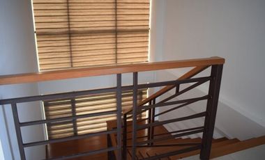 5 BEDROOMS House OVERLOOKING WITH SWIMMING POOL@Php150k