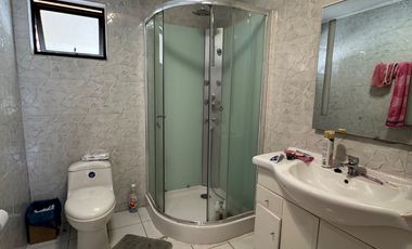 Gran casa con Galpon orilla pavimento km 1.8 Coihueco Miraflores