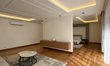 BRAND NEW Corner Luxury in Ayala Alabang: Modern Elegance with 6 Bedrooms & Pool