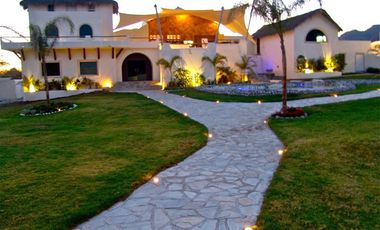 Hotel boutique & SPA en venta con 28 suites en Tepoztlán, Morelos | Inversión lista para operar