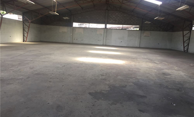Alquiler de Bodega en Via Daule, Ecuador