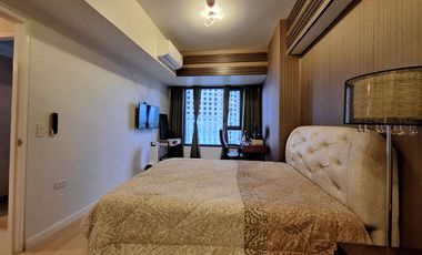 Luxurious 2-Bedroom Condo with Pool View at Mandani Bay Suites
