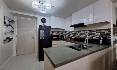 Luxurious 2-Bedroom Condo with Pool View at Mandani Bay Suites