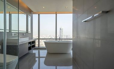 Luxury condo with 2 bedrooms in Sathorn