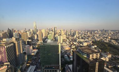 Luxury condo with 2 bedrooms in Sathorn