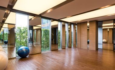 Luxury condo with 2 bedrooms in Sathorn