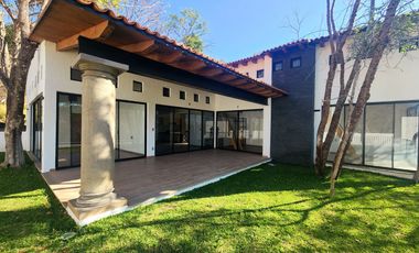 Preventa Casa Gladiola 48 Jardín y Alberca Climatizada Rancho San Diego Edomex