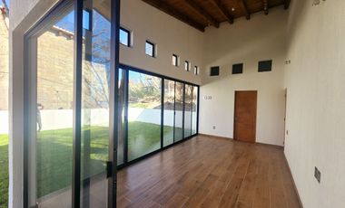 Preventa Casa Gladiola 48 Jardín y Alberca Climatizada Rancho San Diego Edomex