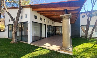 Preventa Casa Gladiola 48 Jardín y Alberca Climatizada Rancho San Diego Edomex