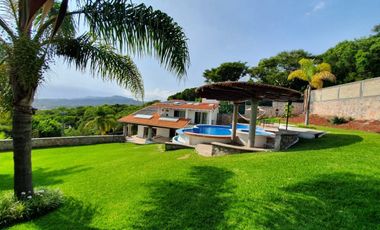 RENTA Casa Los Ángeles Alberca Climatizada y jardín en Ixtapan de la Sal EDOMEX