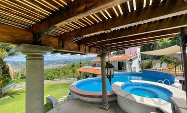 RENTA Casa Los Ángeles Alberca Climatizada y jardín en Ixtapan de la Sal EDOMEX