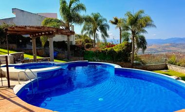 RENTA Casa Los Ángeles Alberca Climatizada y jardín en Ixtapan de la Sal EDOMEX
