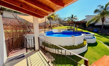 RENTA Casa Los Ángeles Alberca Climatizada y jardín en Ixtapan de la Sal EDOMEX