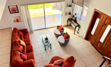 Casa ÁNGELES en renta de fin de semana con alberca anorme... jardines súper amplios; vista panorámica en lugar seguro