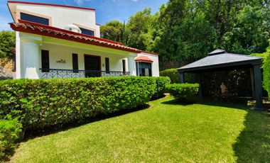 CASA LA LUCIÉRNAGA RENTA con alberca, jardín y comodidades para vivir un bonito fin de semana en Rancho San Diego