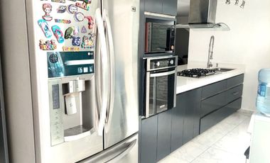 Hermosa casa en venta en Jardines de Santa Mónica