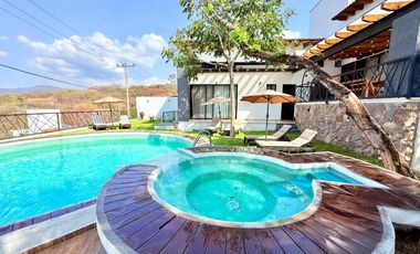 Renta de Hermosa Casa Dalia II con Alberca y Jacuzzi, en Rancho San Diego.