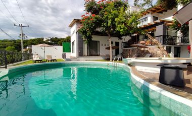 Renta de Hermosa Casa Dalia II con Alberca y Jacuzzi, en Rancho San Diego.