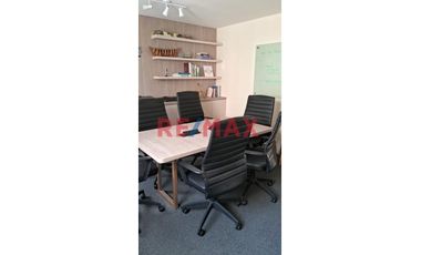 🏡 ¡Vive O Trabaja En La Mejor Zona De Surco! Casa Amplia Y Estratégica A Tu Alcance 🌟