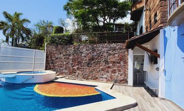 Renta de Hermosa Casa Sofía con Alberca Calefacción, Jardín Vistas Panorámicas.