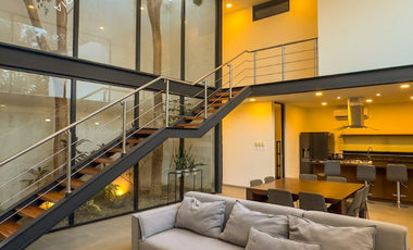 CASA EN VENTA O RENTA DE 3 RECAMARAS, 5 BAÑOS, ALBERCA
