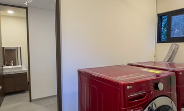 CASA EN VENTA O RENTA DE 3 RECAMARAS, 5 BAÑOS, ALBERCA