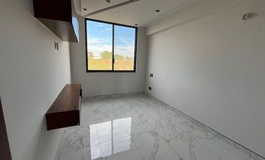 Casa nueva en venta en Valle Imperial coto Maple